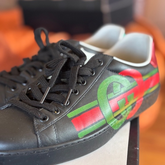 Gucci gym shoes - Picture 3 of 5